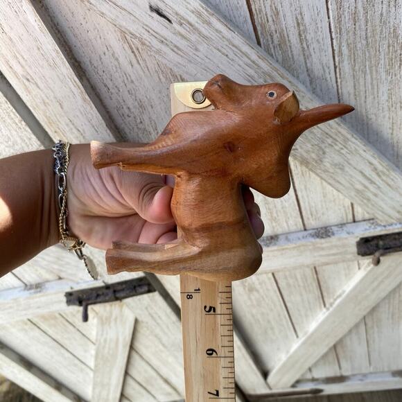 Small Wood Carved Bull - Picture 5 of 5